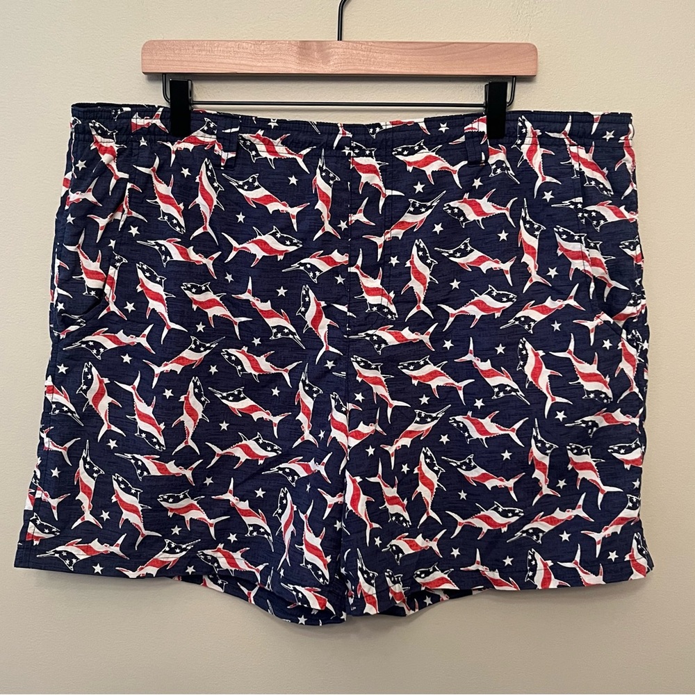 Columbia PFG Swim Shorts Men’s Size Large Patriotic Fish Sharks Summer